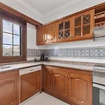 Reymar Villa *
