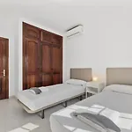Reymar Villa